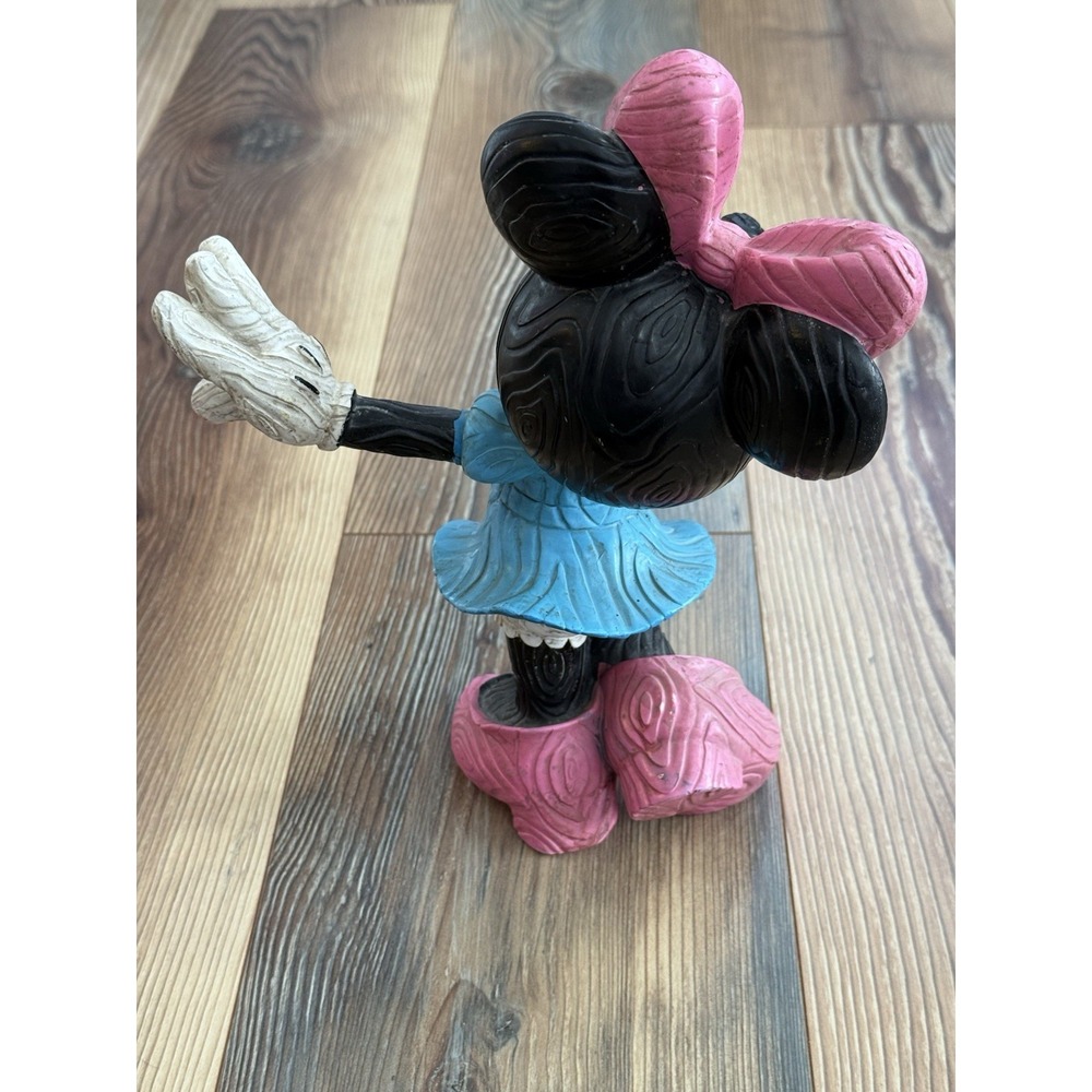 Minnie Mouse 11.75" Garden Resin Statue - Picture 4 of 5